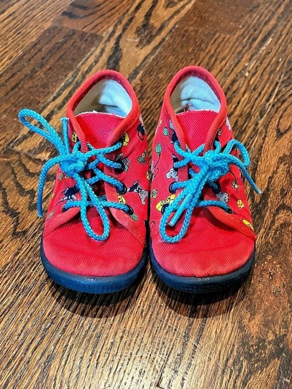 Elefanten red shoes